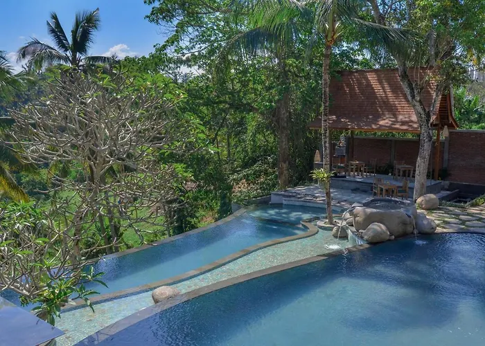 Hotel Bucu View 4*