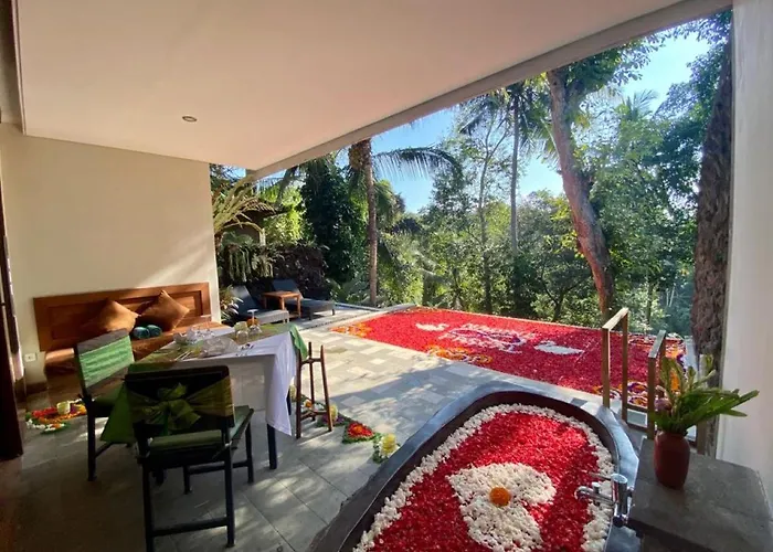 Hotel Bucu View 4*